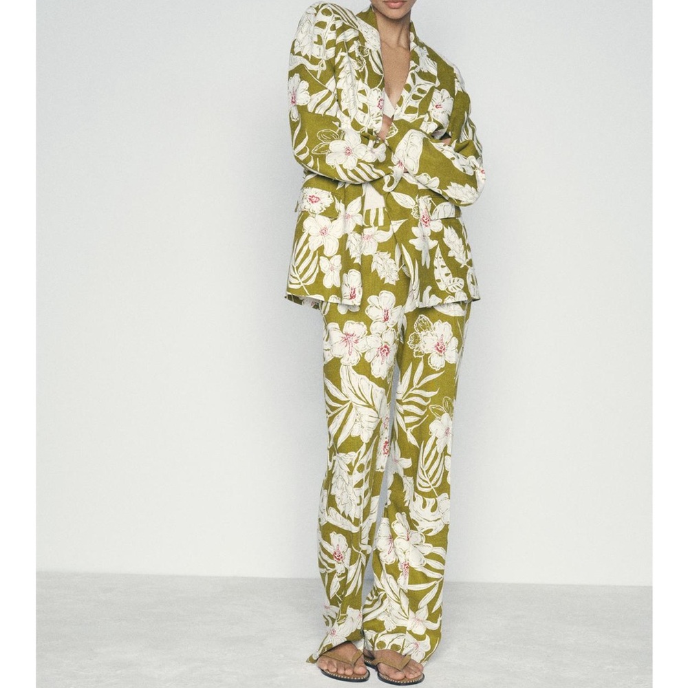 Zara Floral Green Blazer and Pants Set - Picture 7 of 11